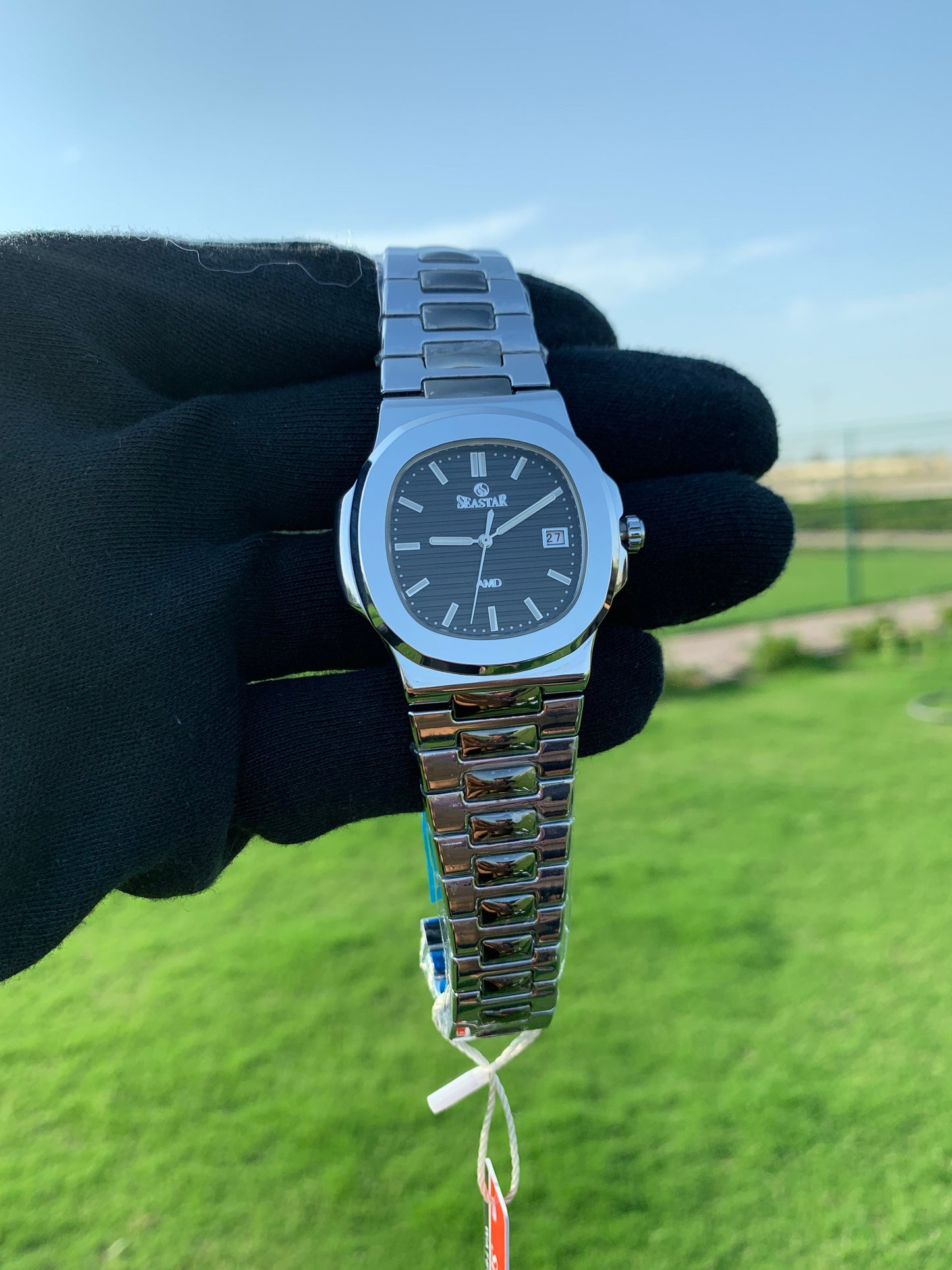 Premium Seastar Silver Chain Watch With Classical Date Adjuster